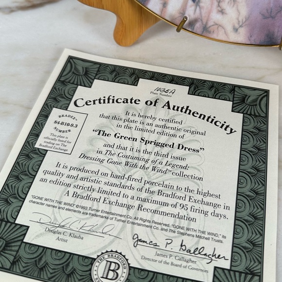 The Green Sprigged No. 1035 A Gone With The Wind Decorative Plate - Picture 5 of 12